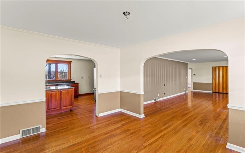 320 Parcell St, Claysville, 15323, 3 Bedrooms Bedrooms, 8 Rooms Rooms,2 BathroomsBathrooms,Residential,For Sale,Parcell St,1697449