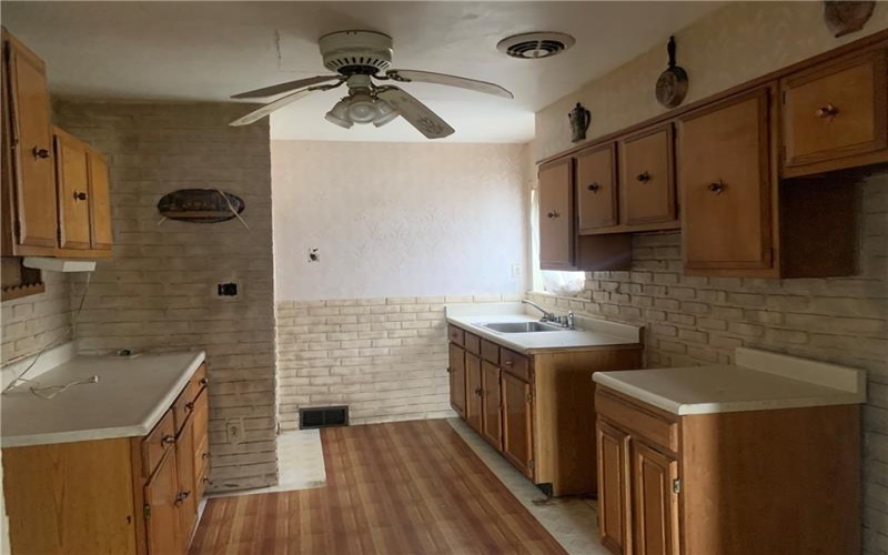 2616 Kenview Dr, Lower Burrell, 15068, 2 Bedrooms Bedrooms, 4 Rooms Rooms,1 BathroomBathrooms,Residential,For Sale,Kenview Dr,1697453