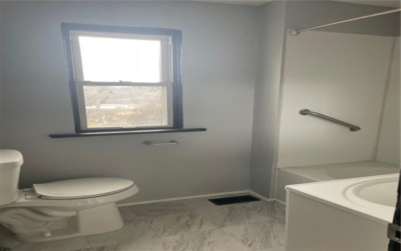 129 Vine St, Canonsburg, 15317, 3 Bedrooms Bedrooms, ,1 BathroomBathrooms,Lease,For Sale,Vine St,1697481