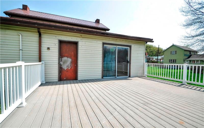 610 2nd Ave, Sutersville, 15083, 3 Bedrooms Bedrooms, 8 Rooms Rooms,1 BathroomBathrooms,Residential,For Sale,2nd Ave,1697508
