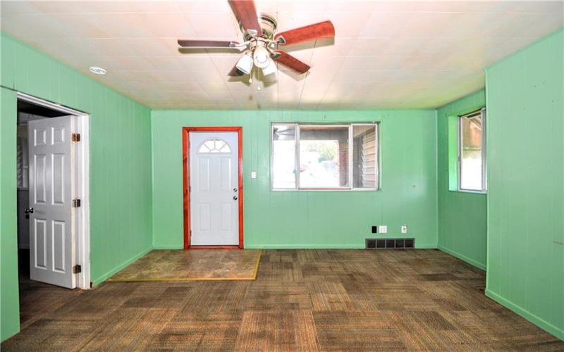 610 2nd Ave, Sutersville, 15083, 3 Bedrooms Bedrooms, 8 Rooms Rooms,1 BathroomBathrooms,Residential,For Sale,2nd Ave,1697508