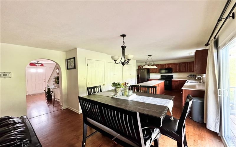 502 Spring Grove Blvd, Rostraver Township, 15012, 4 Bedrooms Bedrooms, 9 Rooms Rooms,2.1 BathroomsBathrooms,Residential,For Sale,Spring Grove Blvd,1697542