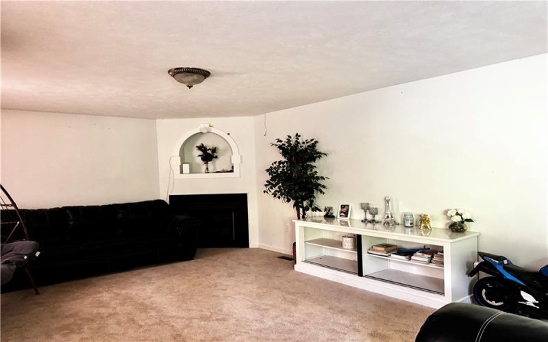 502 Spring Grove Blvd, Rostraver Township, 15012, 4 Bedrooms Bedrooms, 9 Rooms Rooms,2.1 BathroomsBathrooms,Residential,For Sale,Spring Grove Blvd,1697542
