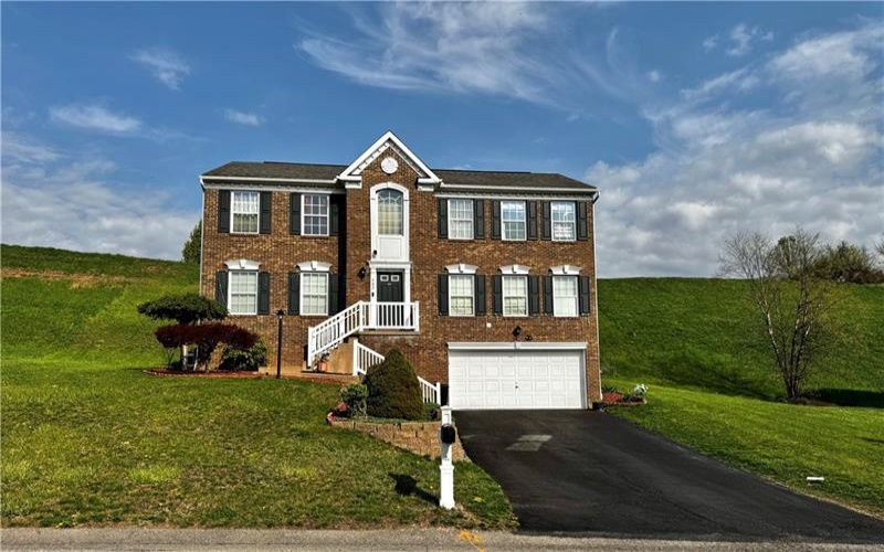 502 Spring Grove Blvd, Rostraver Township, 15012, 4 Bedrooms Bedrooms, 9 Rooms Rooms,2.1 BathroomsBathrooms,Residential,For Sale,Spring Grove Blvd,1697542
