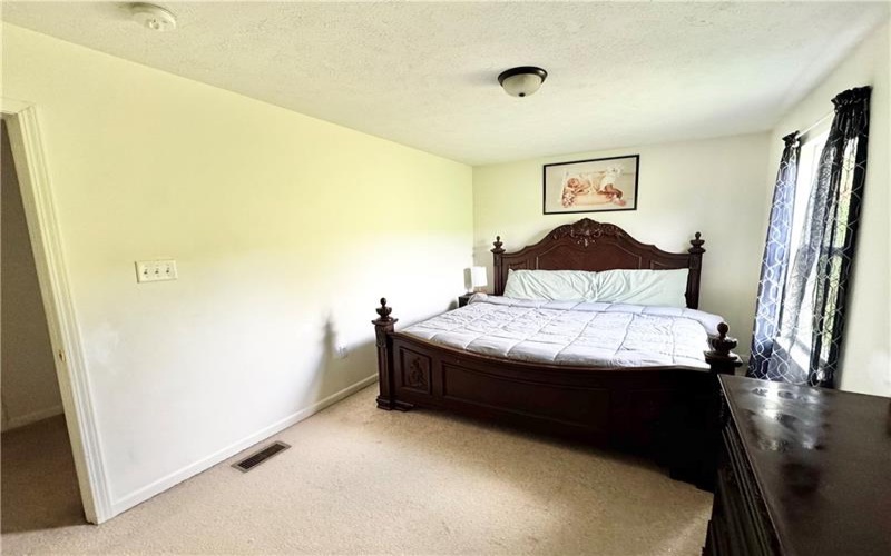 502 Spring Grove Blvd, Rostraver Township, 15012, 4 Bedrooms Bedrooms, 9 Rooms Rooms,2.1 BathroomsBathrooms,Residential,For Sale,Spring Grove Blvd,1697542