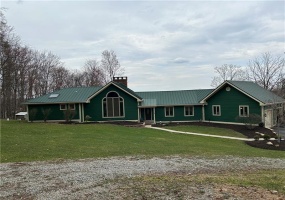 38 Hahn Rd, Canonsburg, 15317, 4 Bedrooms Bedrooms, 11 Rooms Rooms,3.1 BathroomsBathrooms,Residential,For Sale,Hahn Rd,1697546