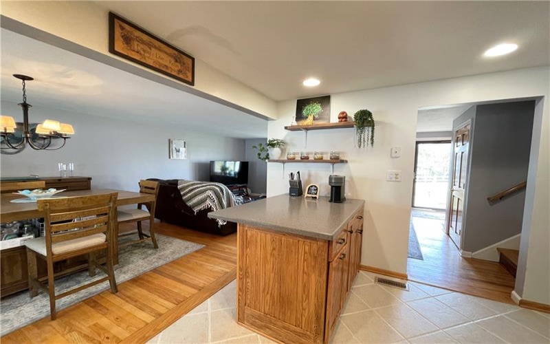 145 Penn Woods Dr, Irwin, 15642, 3 Bedrooms Bedrooms, 7 Rooms Rooms,2 BathroomsBathrooms,Residential,For Sale,Penn Woods Dr,1693541