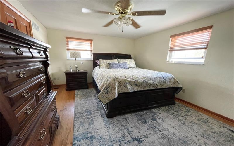 145 Penn Woods Dr, Irwin, 15642, 3 Bedrooms Bedrooms, 7 Rooms Rooms,2 BathroomsBathrooms,Residential,For Sale,Penn Woods Dr,1693541