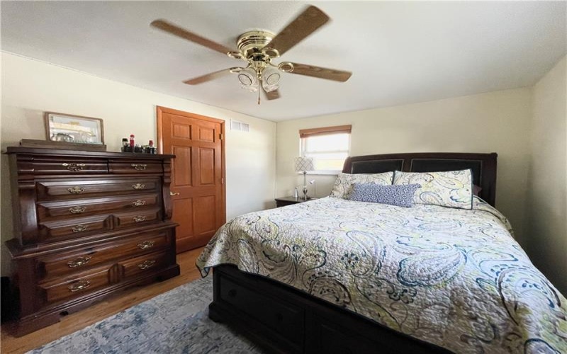 145 Penn Woods Dr, Irwin, 15642, 3 Bedrooms Bedrooms, 7 Rooms Rooms,2 BathroomsBathrooms,Residential,For Sale,Penn Woods Dr,1693541
