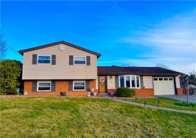 145 Penn Woods Dr, Irwin, 15642, 3 Bedrooms Bedrooms, 7 Rooms Rooms,2 BathroomsBathrooms,Residential,For Sale,Penn Woods Dr,1693541
