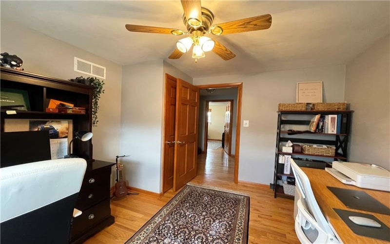 145 Penn Woods Dr, Irwin, 15642, 3 Bedrooms Bedrooms, 7 Rooms Rooms,2 BathroomsBathrooms,Residential,For Sale,Penn Woods Dr,1693541