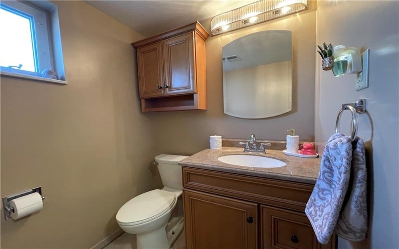 145 Penn Woods Dr, Irwin, 15642, 3 Bedrooms Bedrooms, 7 Rooms Rooms,2 BathroomsBathrooms,Residential,For Sale,Penn Woods Dr,1693541
