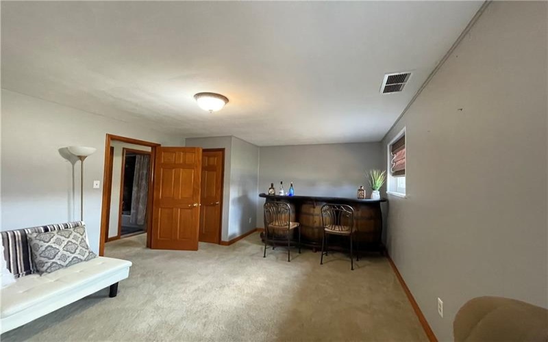 145 Penn Woods Dr, Irwin, 15642, 3 Bedrooms Bedrooms, 7 Rooms Rooms,2 BathroomsBathrooms,Residential,For Sale,Penn Woods Dr,1693541