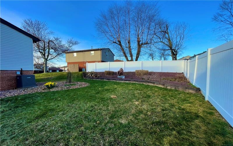 145 Penn Woods Dr, Irwin, 15642, 3 Bedrooms Bedrooms, 7 Rooms Rooms,2 BathroomsBathrooms,Residential,For Sale,Penn Woods Dr,1693541