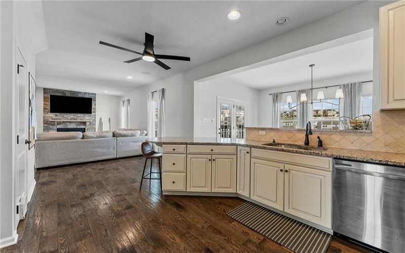 417 Winesap Court, Peters Township, 15332, 4 Bedrooms Bedrooms, 10 Rooms Rooms,2.2 BathroomsBathrooms,Residential,For Sale,Winesap Court,1697386