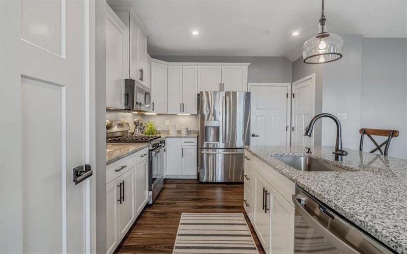3003 Augusta Ln, Jeannette, 15644, 3 Bedrooms Bedrooms, 9 Rooms Rooms,2.1 BathroomsBathrooms,Residential,For Sale,Augusta Ln,1697532
