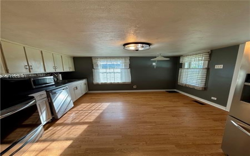 127 Hopwood Coolspring Rd, Hopwood, 15445, 2 Bedrooms Bedrooms, ,1 BathroomBathrooms,Residential,For Sale,Hopwood Coolspring Rd,1697591