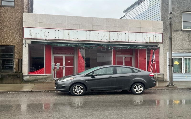 28 MAIN STREET, Masontown, 15461, ,Commercial-industrial-business,For Sale,MAIN STREET,1697607