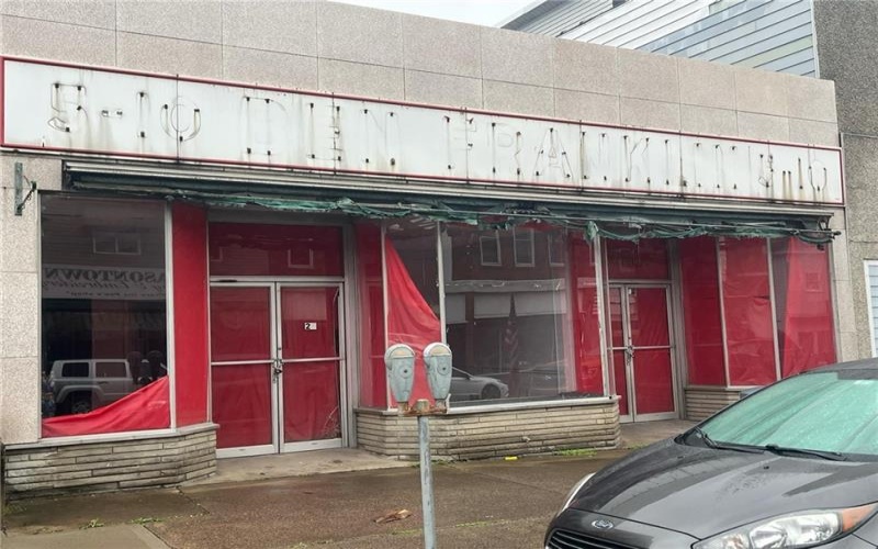 28 MAIN STREET, Masontown, 15461, ,Commercial-industrial-business,For Sale,MAIN STREET,1697607