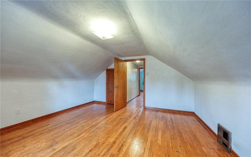 3181 Coulterville Road, Mckeesport, 15131, 3 Bedrooms Bedrooms, 8 Rooms Rooms,1.1 BathroomsBathrooms,Residential,For Sale,Coulterville Road,1697622