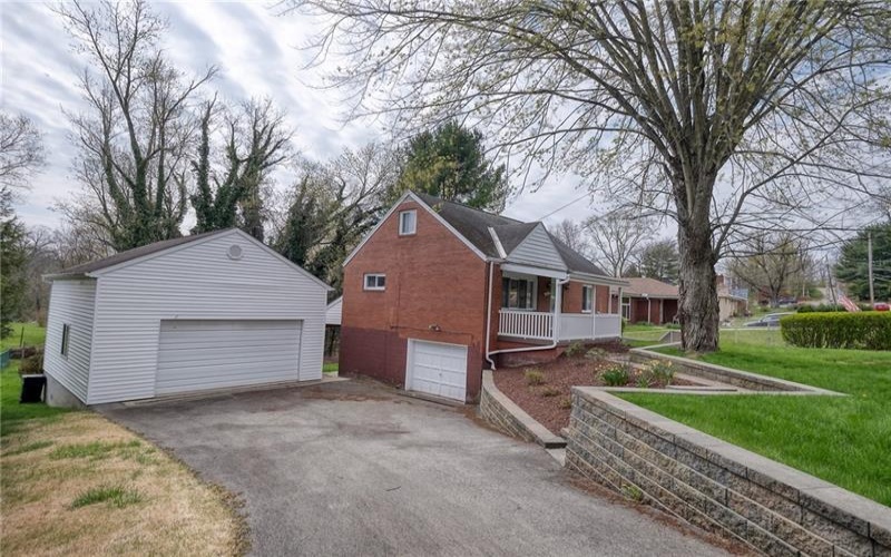 3181 Coulterville Road, Mckeesport, 15131, 3 Bedrooms Bedrooms, 8 Rooms Rooms,1.1 BathroomsBathrooms,Residential,For Sale,Coulterville Road,1697622
