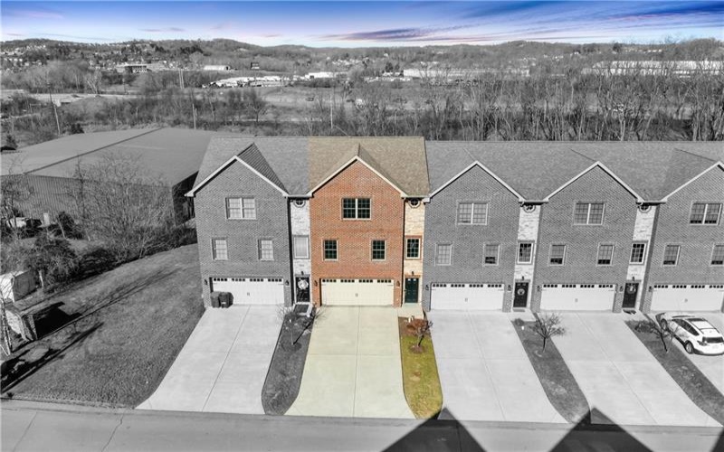 594 Chesnic Drive, Canonsburg, 15317, 3 Bedrooms Bedrooms, 7 Rooms Rooms,2.1 BathroomsBathrooms,Residential,For Sale,Chesnic Drive,1697673