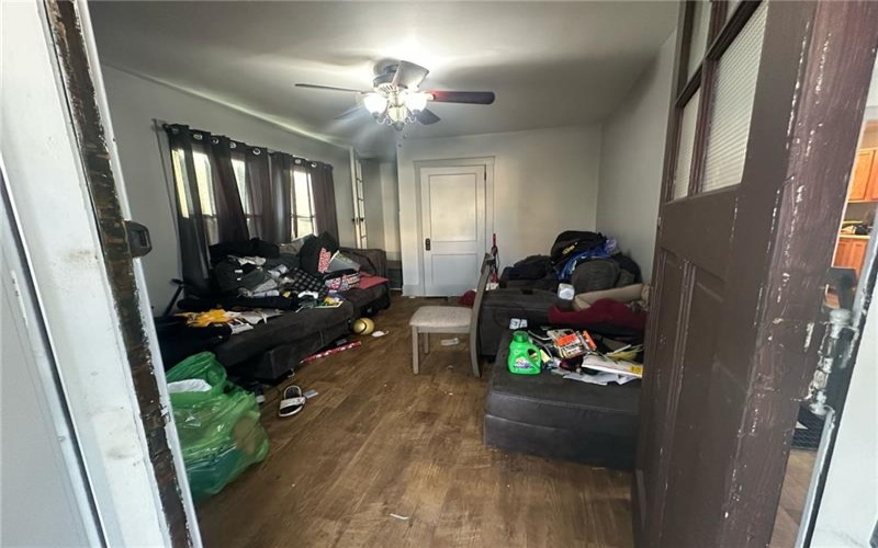 511 Jefferson Ave, Jeannette, 15644, 2 Bedrooms Bedrooms, ,1 BathroomBathrooms,Residential,For Sale,Jefferson Ave,1697502
