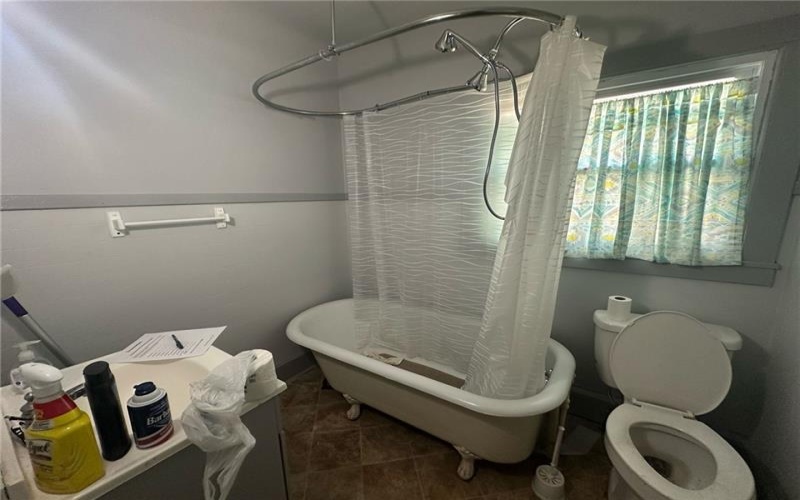 511 Jefferson Ave, Jeannette, 15644, 2 Bedrooms Bedrooms, ,1 BathroomBathrooms,Residential,For Sale,Jefferson Ave,1697502
