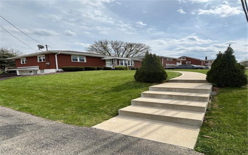 535 Athena Dr, Delmont, 15626, 2 Bedrooms Bedrooms, 6 Rooms Rooms,1 BathroomBathrooms,Residential,For Sale,Athena Dr,1697631