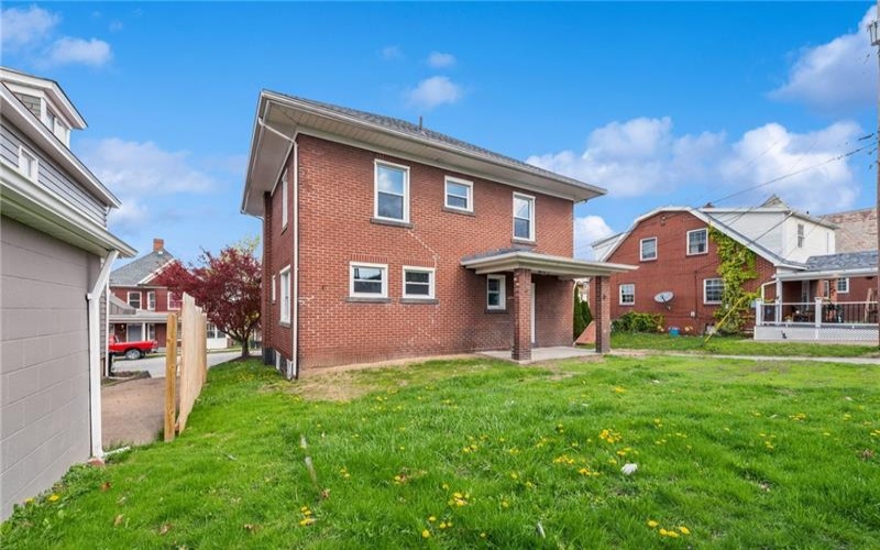633 Highland Ave, Greensburg, 15601, 4 Bedrooms Bedrooms, ,1 BathroomBathrooms,Residential,For Sale,Highland Ave,1697679