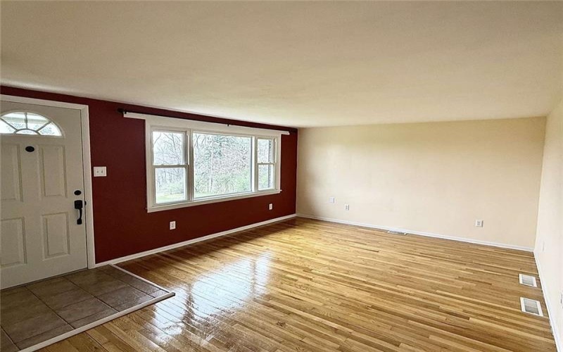 8250 State Route 819, Greensburg, 15601, 3 Bedrooms Bedrooms, 7 Rooms Rooms,2 BathroomsBathrooms,Residential,For Sale,State Route 819,1697698