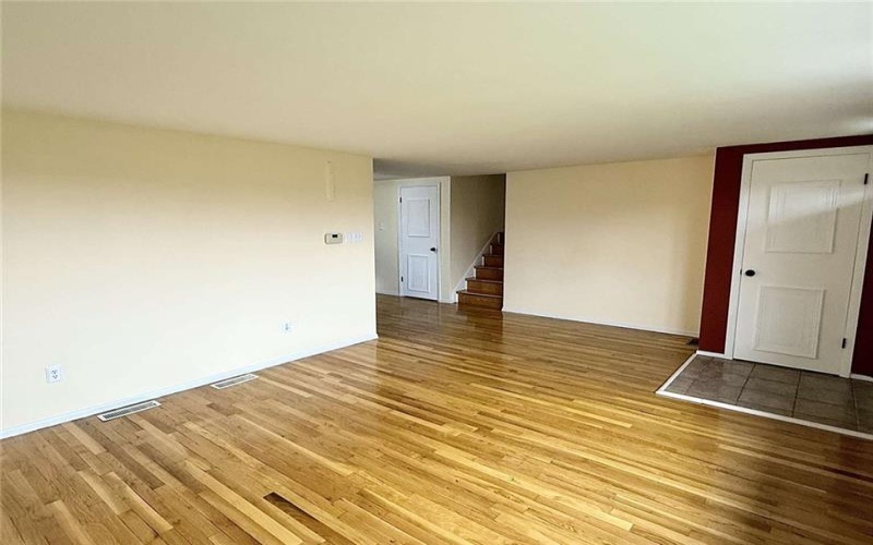 8250 State Route 819, Greensburg, 15601, 3 Bedrooms Bedrooms, 7 Rooms Rooms,2 BathroomsBathrooms,Residential,For Sale,State Route 819,1697698