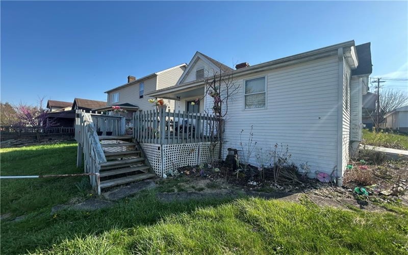 709 Oakland Ave, Charleroi, 15022, 2 Bedrooms Bedrooms, ,1 BathroomBathrooms,Lease,For Sale,Oakland Ave,1697705