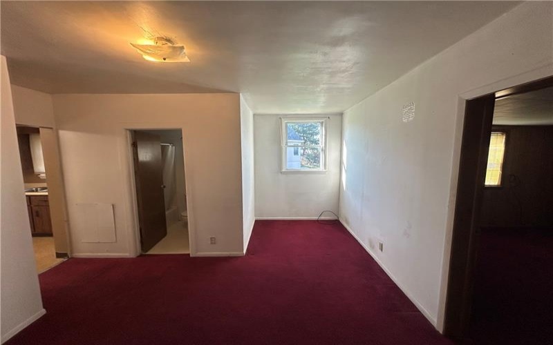 709 Oakland Ave, Charleroi, 15022, 2 Bedrooms Bedrooms, ,1 BathroomBathrooms,Lease,For Sale,Oakland Ave,1697705