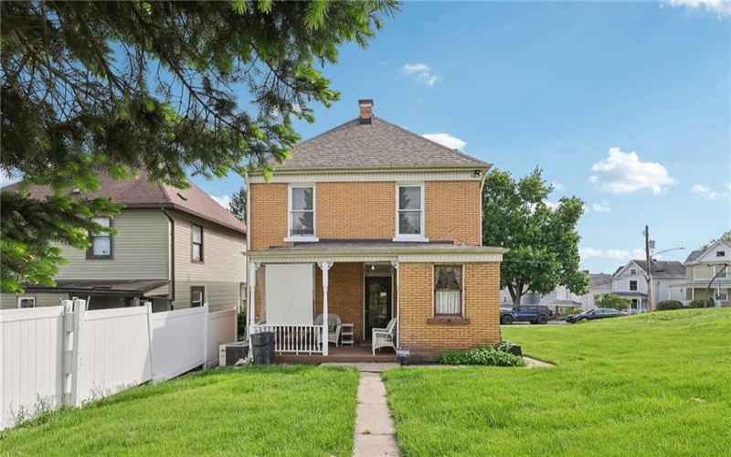 726 Grant Avenue, North Huntingdon, 15642, 4 Bedrooms Bedrooms, 8 Rooms Rooms,1.1 BathroomsBathrooms,Residential,For Sale,Grant Avenue,1697722