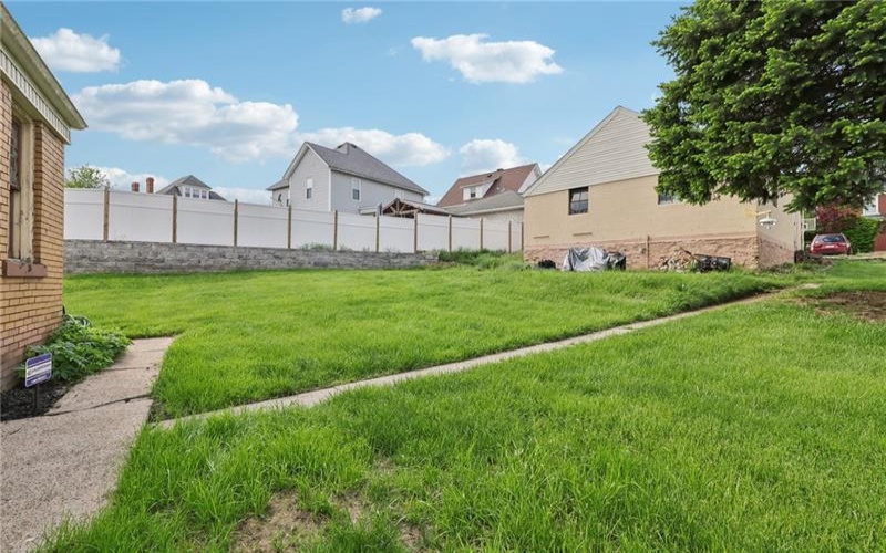 726 Grant Avenue, North Huntingdon, 15642, 4 Bedrooms Bedrooms, 8 Rooms Rooms,1.1 BathroomsBathrooms,Residential,For Sale,Grant Avenue,1697722