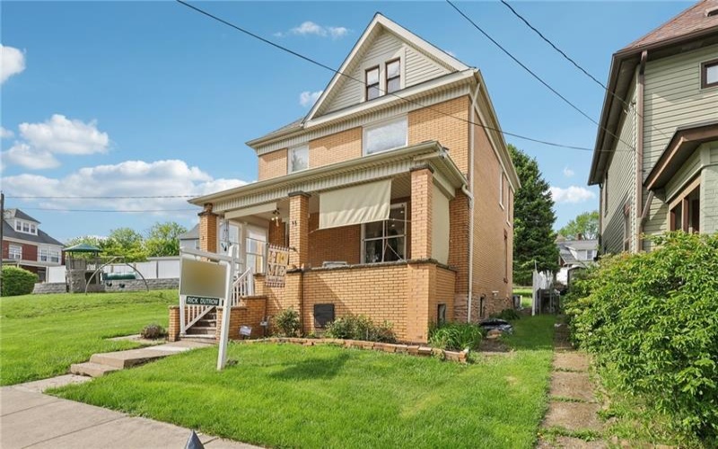 726 Grant Avenue, North Huntingdon, 15642, 4 Bedrooms Bedrooms, 8 Rooms Rooms,1.1 BathroomsBathrooms,Residential,For Sale,Grant Avenue,1697722
