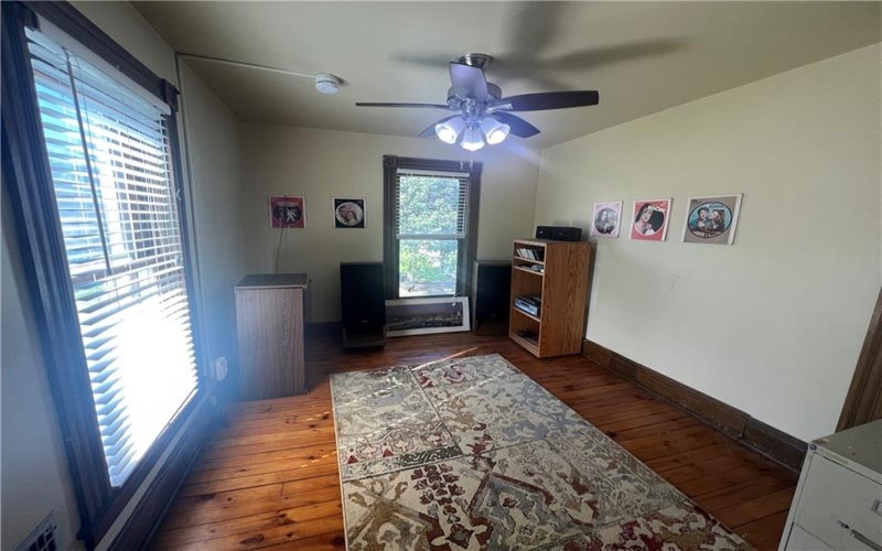 726 Grant Avenue, North Huntingdon, 15642, 4 Bedrooms Bedrooms, 8 Rooms Rooms,1.1 BathroomsBathrooms,Residential,For Sale,Grant Avenue,1697722