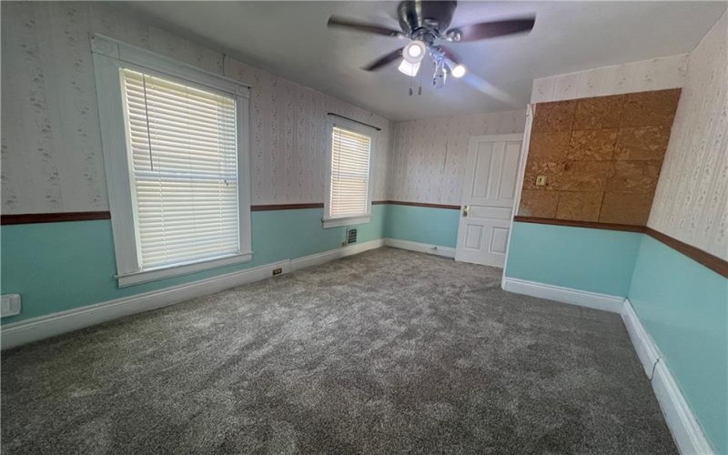 726 Grant Avenue, North Huntingdon, 15642, 4 Bedrooms Bedrooms, 8 Rooms Rooms,1.1 BathroomsBathrooms,Residential,For Sale,Grant Avenue,1697722
