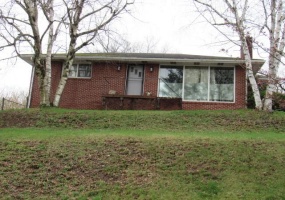 544 Longvue Drive, New Kensington, 15068, 3 Bedrooms Bedrooms, 6 Rooms Rooms,2 BathroomsBathrooms,Residential,For Sale,Longvue Drive,1697782