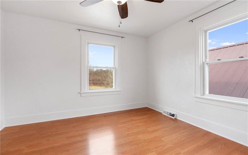912 Holland St, Vandergrift, 15690, 3 Bedrooms Bedrooms, 8 Rooms Rooms,2 BathroomsBathrooms,Residential,For Sale,Holland St,1693795