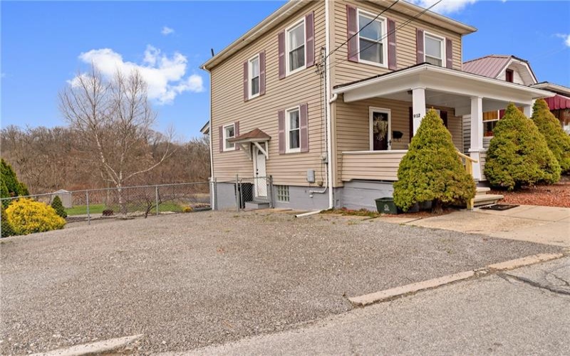 912 Holland St, Vandergrift, 15690, 3 Bedrooms Bedrooms, 8 Rooms Rooms,2 BathroomsBathrooms,Residential,For Sale,Holland St,1693795