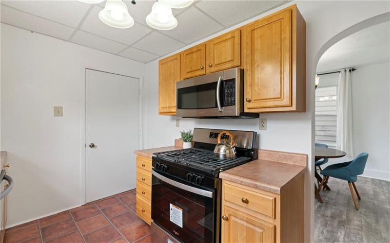 912 Holland St, Vandergrift, 15690, 3 Bedrooms Bedrooms, 8 Rooms Rooms,2 BathroomsBathrooms,Residential,For Sale,Holland St,1693795
