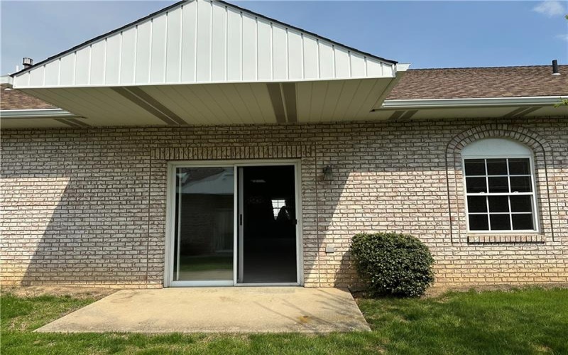 2750 Iowa Dr, New Kensington, 15068, 2 Bedrooms Bedrooms, 6 Rooms Rooms,2 BathroomsBathrooms,Residential,For Sale,Iowa Dr,1697433