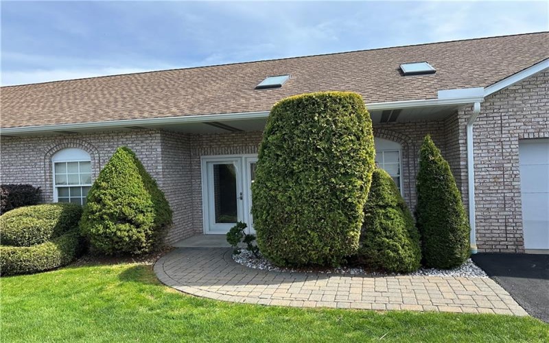 2750 Iowa Dr, New Kensington, 15068, 2 Bedrooms Bedrooms, 6 Rooms Rooms,2 BathroomsBathrooms,Residential,For Sale,Iowa Dr,1697433