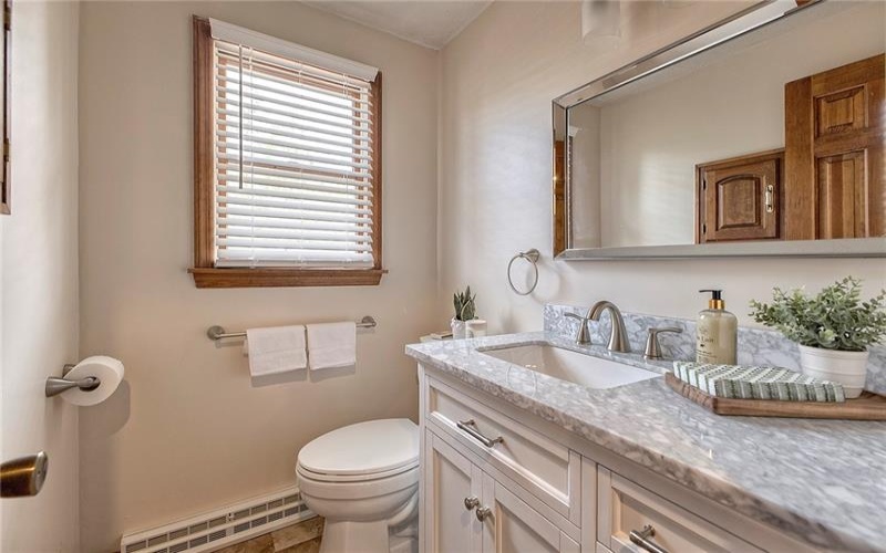 1318 Dellview Drive, Greensburg, 15601, 4 Bedrooms Bedrooms, 12 Rooms Rooms,2.2 BathroomsBathrooms,Residential,For Sale,Dellview Drive,1697711