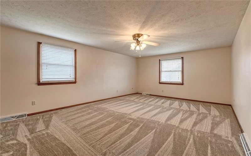 1318 Dellview Drive, Greensburg, 15601, 4 Bedrooms Bedrooms, 12 Rooms Rooms,2.2 BathroomsBathrooms,Residential,For Sale,Dellview Drive,1697711