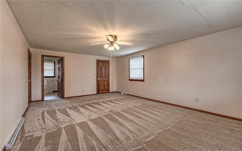 1318 Dellview Drive, Greensburg, 15601, 4 Bedrooms Bedrooms, 12 Rooms Rooms,2.2 BathroomsBathrooms,Residential,For Sale,Dellview Drive,1697711