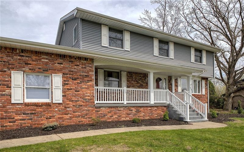 1318 Dellview Drive, Greensburg, 15601, 4 Bedrooms Bedrooms, 12 Rooms Rooms,2.2 BathroomsBathrooms,Residential,For Sale,Dellview Drive,1697711
