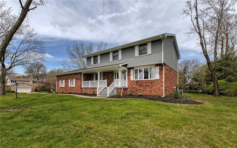 1318 Dellview Drive, Greensburg, 15601, 4 Bedrooms Bedrooms, 12 Rooms Rooms,2.2 BathroomsBathrooms,Residential,For Sale,Dellview Drive,1697711